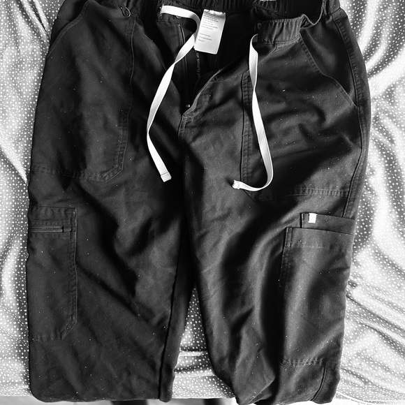 Men’s Large Figs Scrub Pants. - Picture 3 of 3